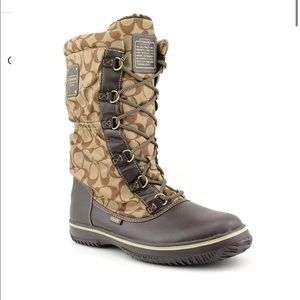 Coach snow boots